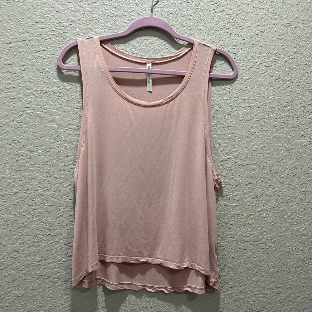Fabletics Sculpt Muscle Tank - L Pink